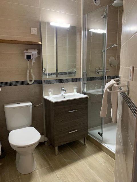 טונר Hotel Du Centre - Restaurant Le P'Tit Gourmet מראה חיצוני תמונה