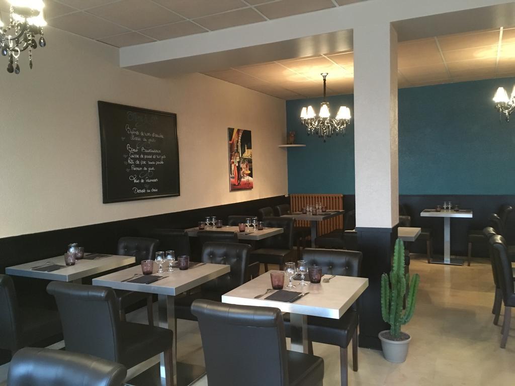 טונר Hotel Du Centre - Restaurant Le P'Tit Gourmet מראה חיצוני תמונה