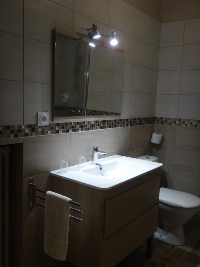 טונר Hotel Du Centre - Restaurant Le P'Tit Gourmet מראה חיצוני תמונה
