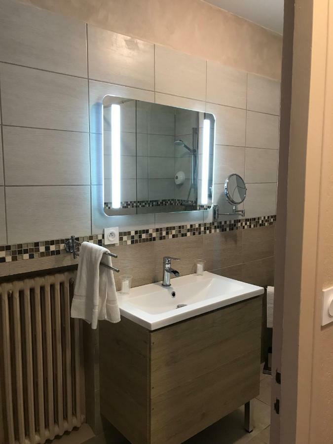 טונר Hotel Du Centre - Restaurant Le P'Tit Gourmet מראה חיצוני תמונה